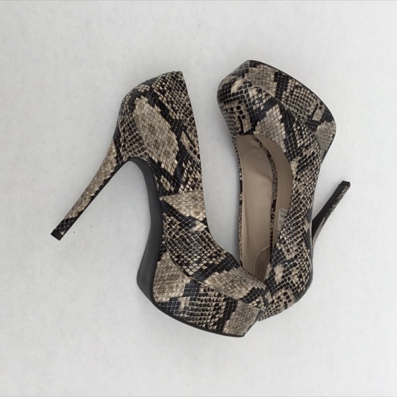Olsenboye Black/Cream Snake Print Heels Size 10 - Picture 3 of 6